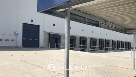 Pronájem skladu 5 000 m², Praha-Dolní Měcholupy
