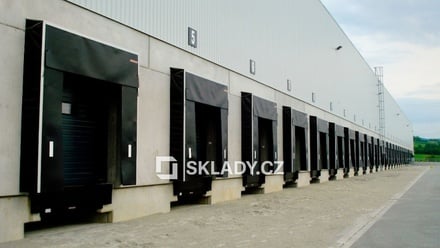 Pronájem skladu 1 200 m², Nový Jičín
