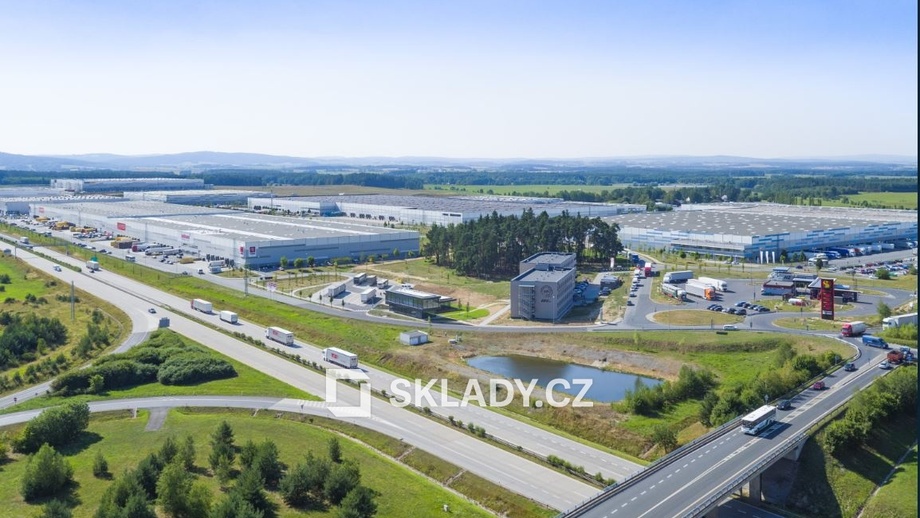 Pronájem sklady, 13 000 m² - Bor