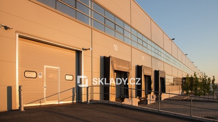 Pronájem skladu 5 300 m², Brno