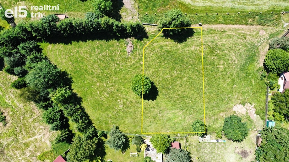 Prodej stavebního pozemku 943 m², Zádub-Závišín