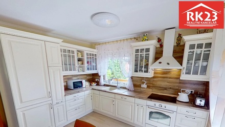 Prodej rodinného domu 170 m², Valy