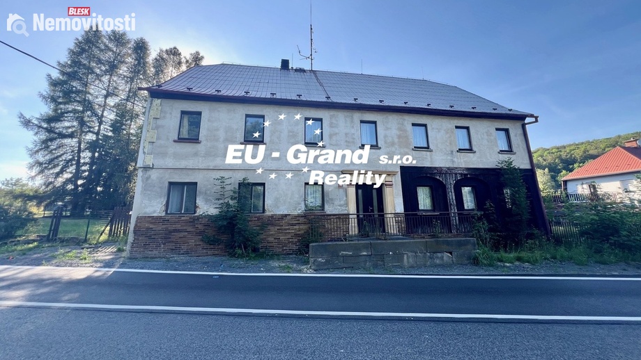 Prodej rodinného domu 450 m², Dolní Podluží