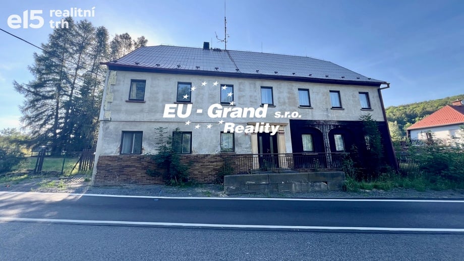 Prodej rodinného domu 450 m², Dolní Podluží