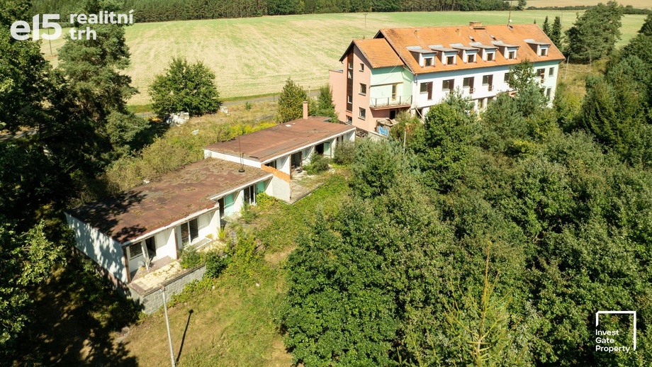 Prodej činžovního domu 1 800 m², Dražíč