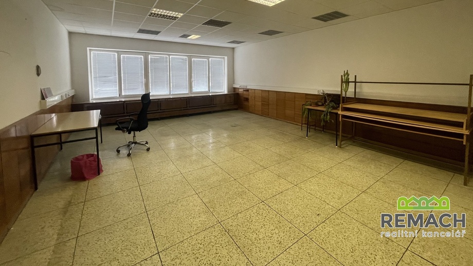 Pronájem kanceláře, 350 m² - Uherský Brod