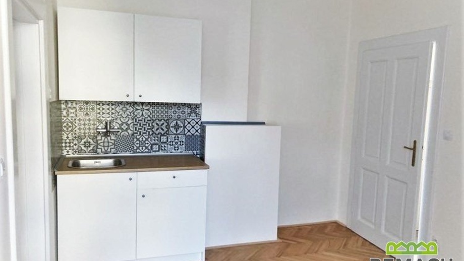 Pronájem kanceláře, 32 m² - Uherské Hradiště