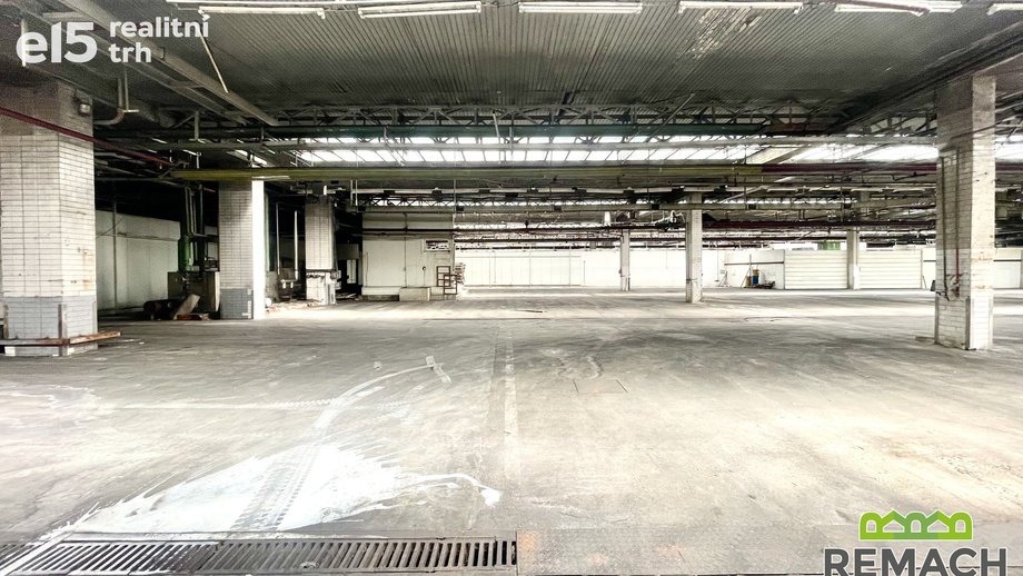 Pronájem skladu 2 245 m², Kunovice