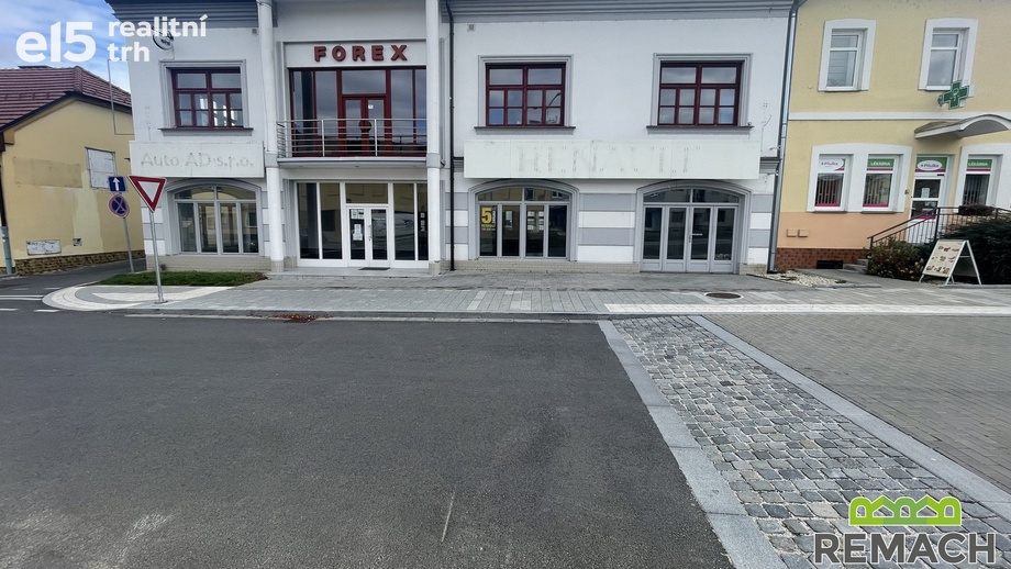 Pronájem kanceláře 197 m², Kunovice