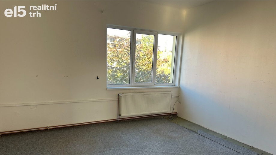 Pronájem kanceláře, 21 m² - Praha - Hloubětín