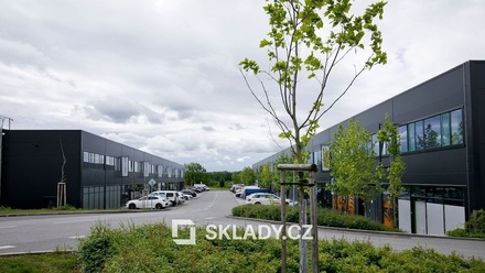 Pronájem skladu 4 000 m², Znojmo