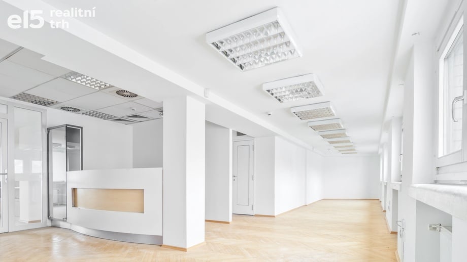 Pronájem kanceláře 130 m², Praha - Staré Město