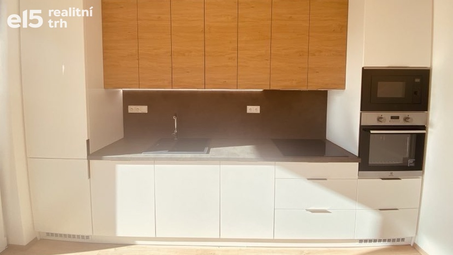 Pronájem byty 1+kk, 40 m² - Třebíč - Borovina