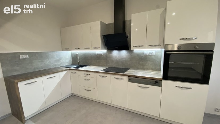 Pronájem byty 4+kk, 100 m² - Trnava