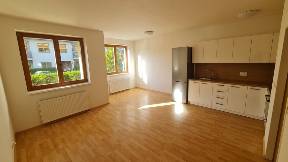 Pronájem byty 3+kk, 61 m² - Rudná