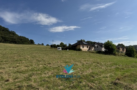 Prodej stavebního pozemku 750 m², Bystřany