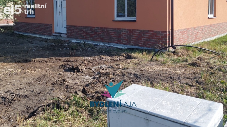 Prodej rodinné domy, 180 m² - Srbice
