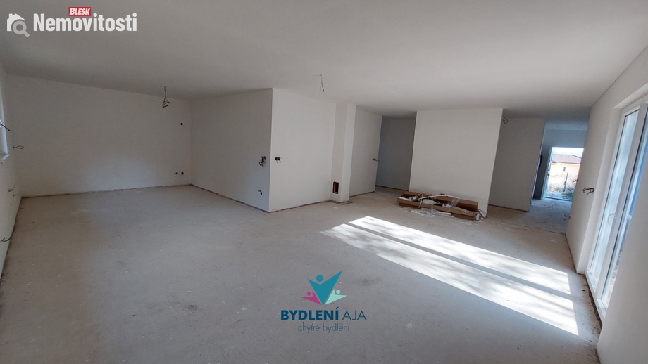 Prodej rodinného domu 160 m², Modlany - Kvítkov