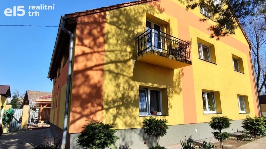 Prodej rodinného domu 370 m², Dubí - Pozorka