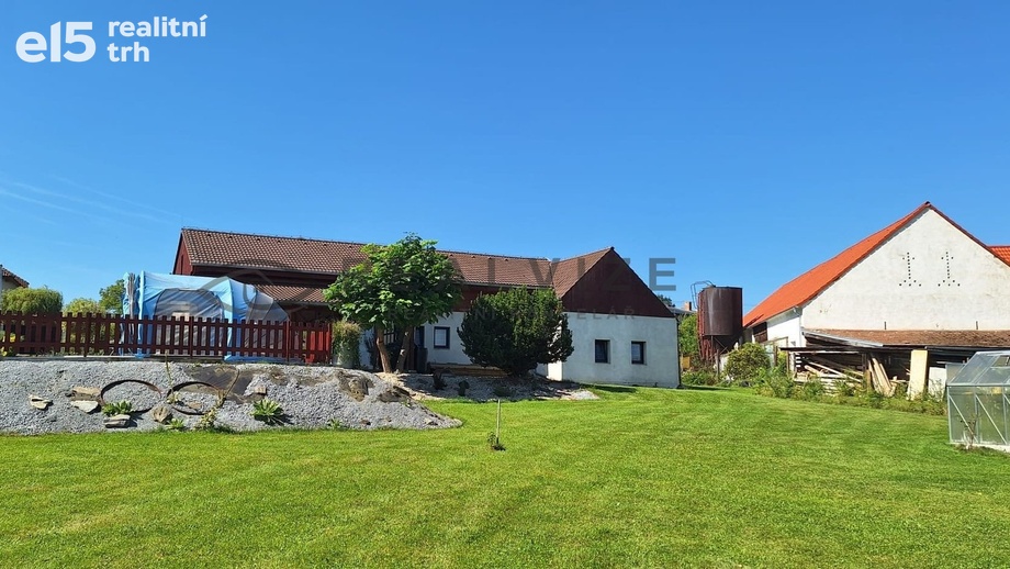 Prodej rodinného domu 350 m², Trhové Sviny - Todně