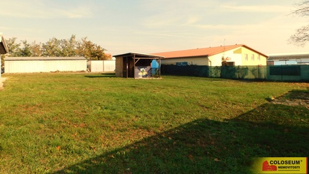 Pronájem komerčního pozemku 600 m², Znojmo