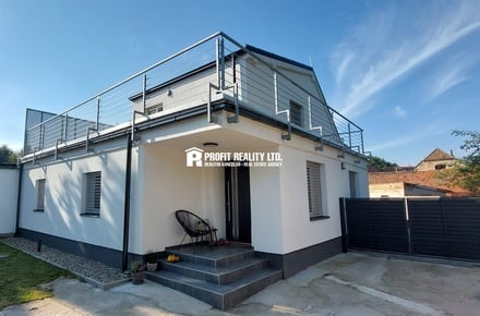 Prodej rodinného domu 195 m², Hřivice - Touchovice