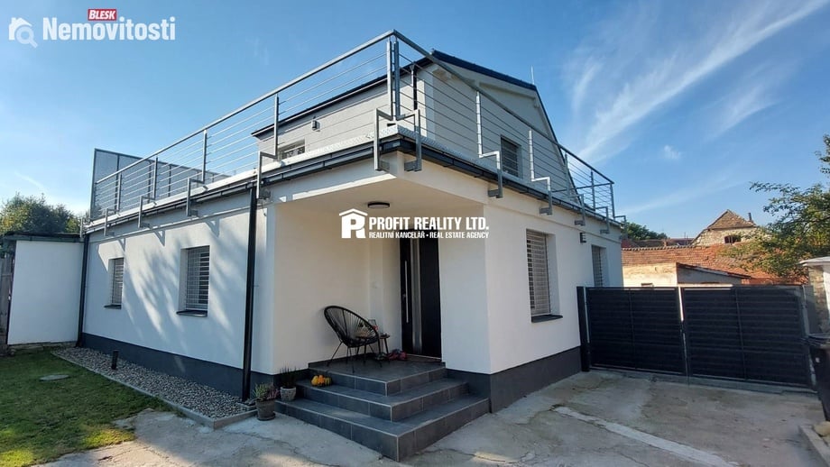 Prodej rodinného domu 195 m², Hřivice - Touchovice