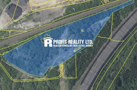 Prodej komerčního pozemku 32 450 m², Most - Komořany