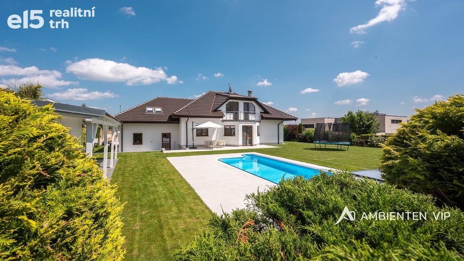 Prodej rodinné domy, 360 m² - Moravany