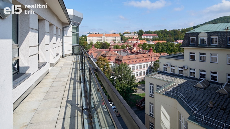 Pronájem bytu s 6 a více pokoji 561 m², Karlovy Vary