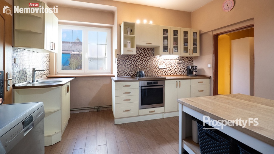 Prodej rodinného domu 229 m², Kladno - Kročehlavy