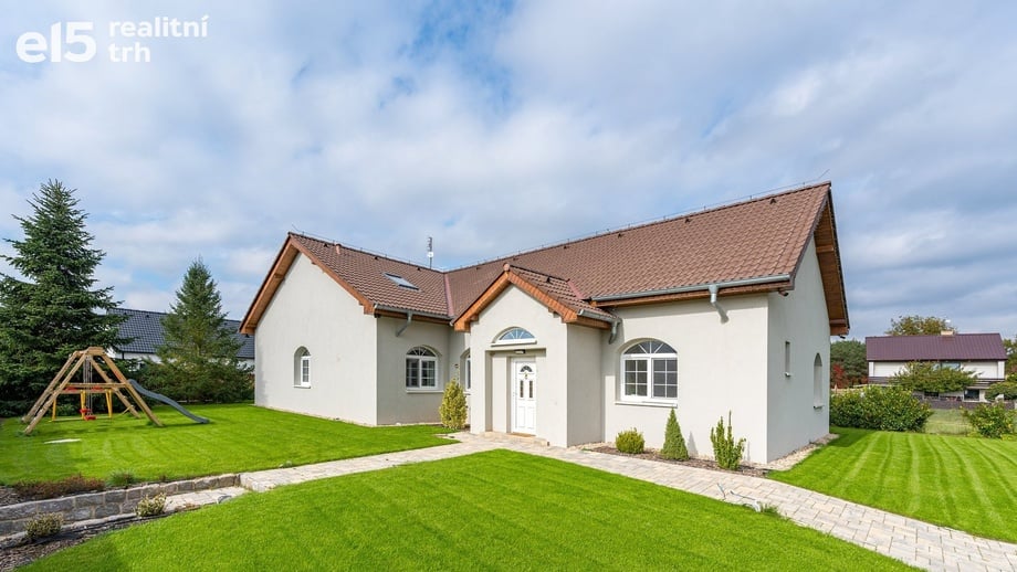 Prodej rodinné domy, 121 m² - Skorkov - Otradovice