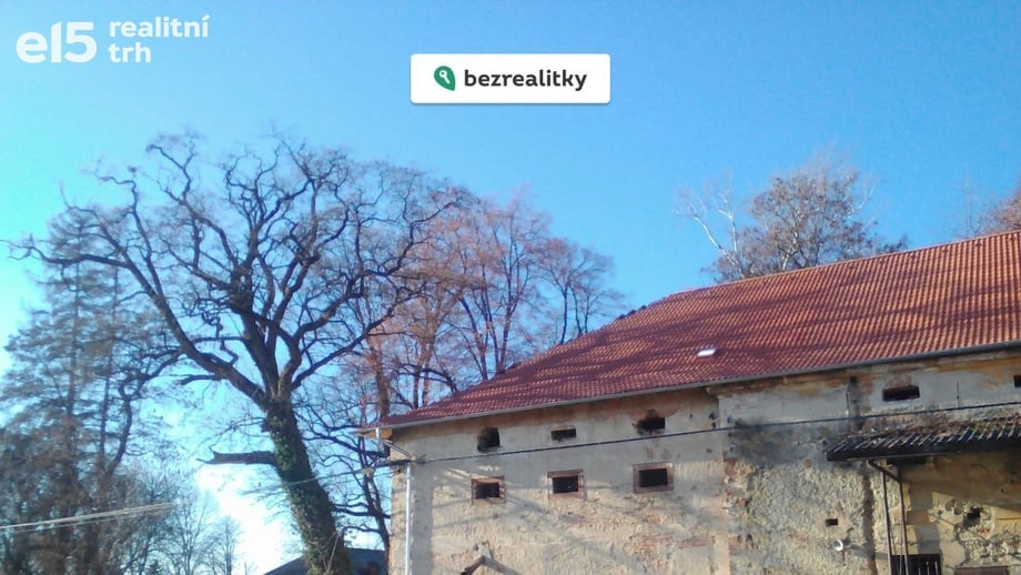 Prodej komerční nemovitosti 990 m², Polní Voděrady