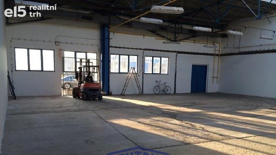 Pronájem skladu 317 m², České Budějovice 4