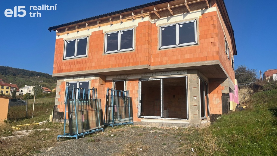 Prodej rodinné domy, 227 m² - Viničné Šumice