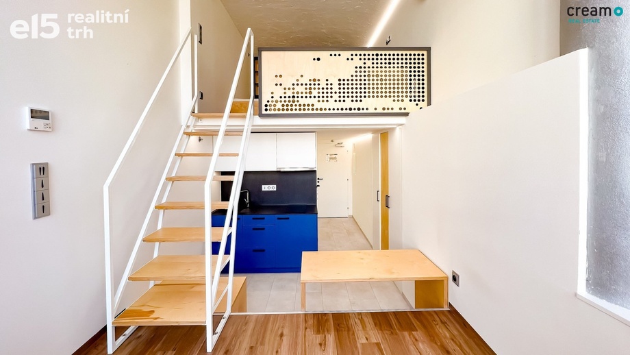 Pronájem byty 1+kk, 31 m² - Zlín