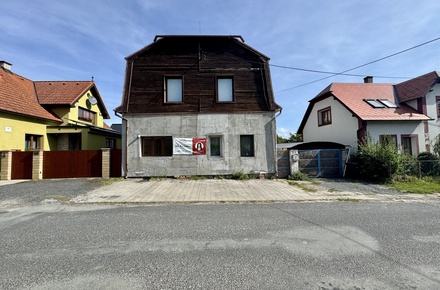Prodej vícegeneračního domu 460 m², Dlouhý Újezd