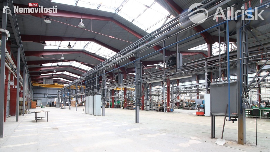 Prodej výrobního prostoru 6 000 m², Adamov