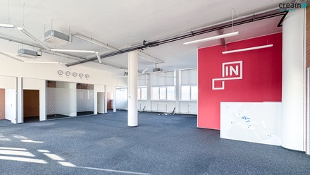 Pronájem kanceláře 175 m², Zlín