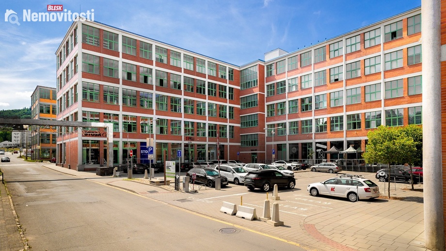 Pronájem kanceláře 49 m², Zlín