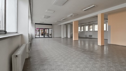 Pronájem obchodního prostoru 203 m², Blansko