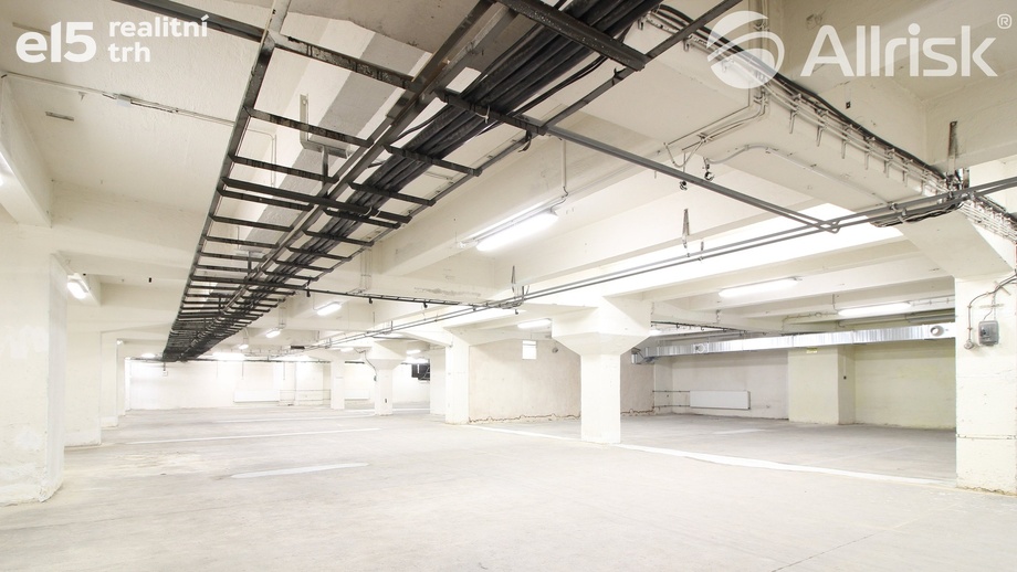 Pronájem skladu 1 150 m², Brno-jih