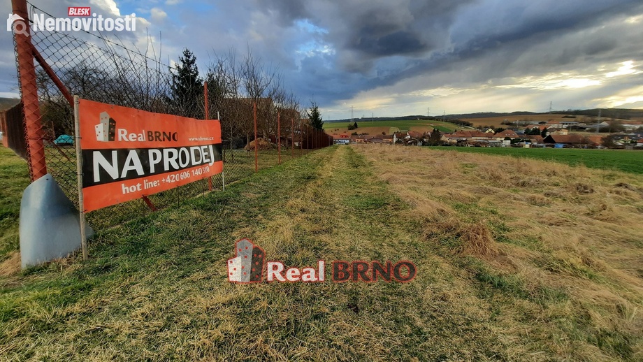 Prodej stavebního pozemku 1 484 m², Chudčice