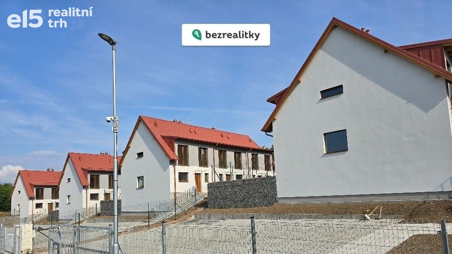 Prodej bytu 4+kk 106 m², Mořina