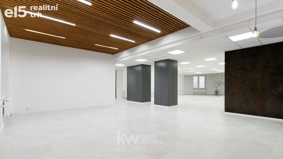 Prodej kanceláře, 1 073 m² - Tábor