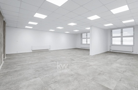 Pronájem kanceláře 1 073 m², Tábor
