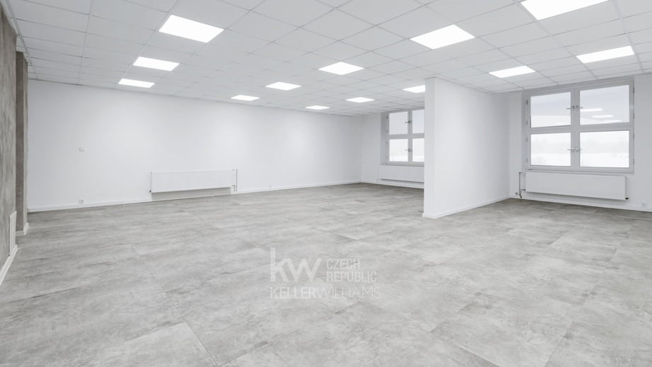 Pronájem kanceláře, 1 073 m² - Tábor