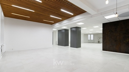 Pronájem kanceláře 427 m², Tábor