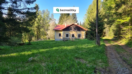 Prodej stavebního pozemku 9 967 m², Loučovice - Kapličky
