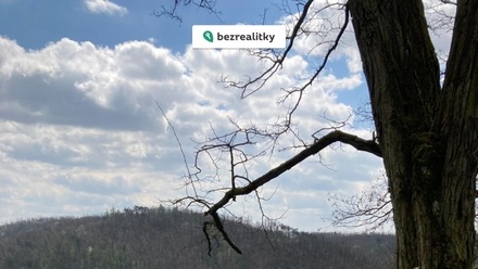 Prodej stavebního pozemku 2 112 m², Nebovidy u Brna